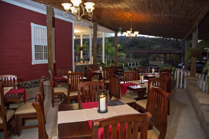Hotel Hacienda El Rodeo Vueltas Ngoại thất bức ảnh