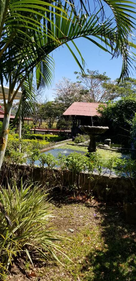 Hotel Hacienda El Rodeo Vueltas Ngoại thất bức ảnh